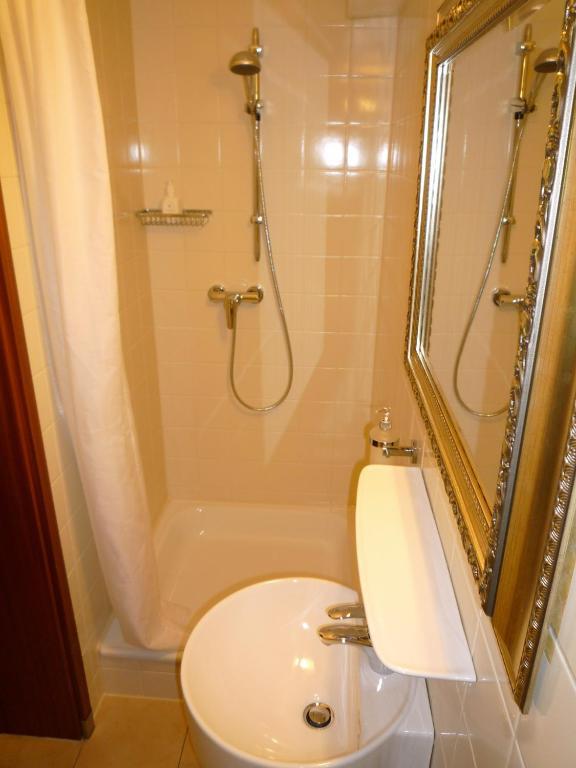 Hotel Garni Zeranka Руполдинг Стая снимка