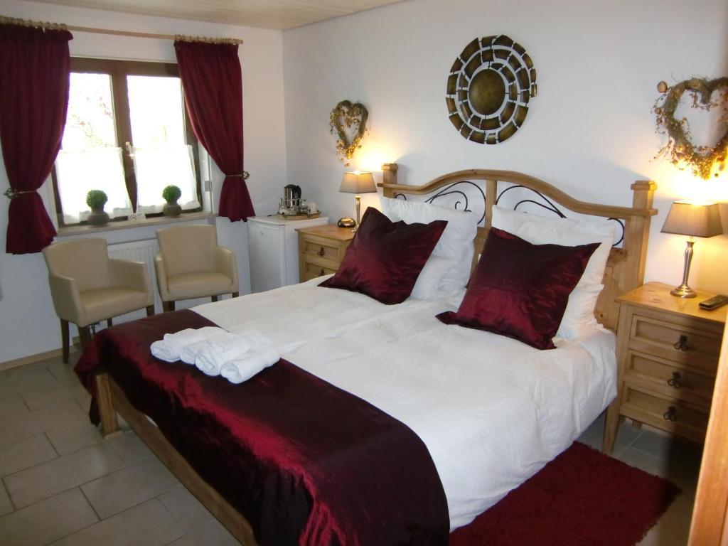 Hotel Garni Zeranka Руполдинг Стая снимка